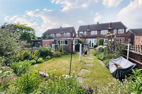 3 bedroom semi-detached house for sale, Arnolds Avenue, Hutton, Brentwood
