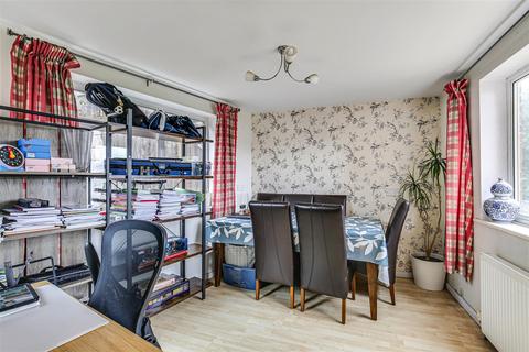 5 Treebourne Road, Biggin Hill, Westerham, TN16 3QW