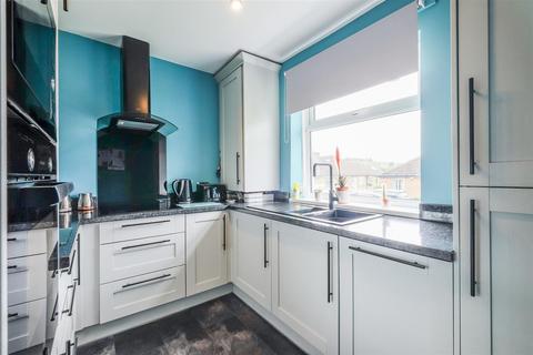 7 Cornwall Crescent, Brighouse, HD6 4DS
