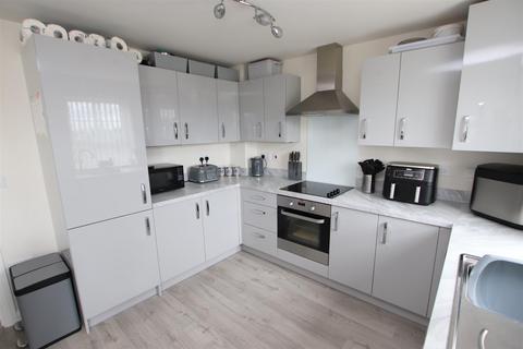 33 Fetlock Drive, Bradford, BD2 3FH