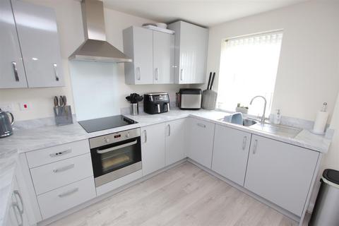 33 Fetlock Drive, Bradford, BD2 3FH