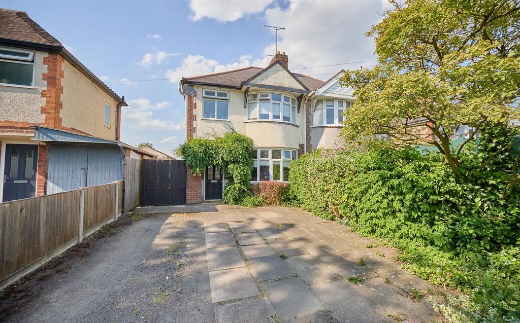 Hinckley Road, Barwell 3 bed semidetached house for sale £260,000