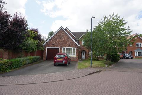 5 bedroom house to rent, Sandringham Close, Coventry CV4