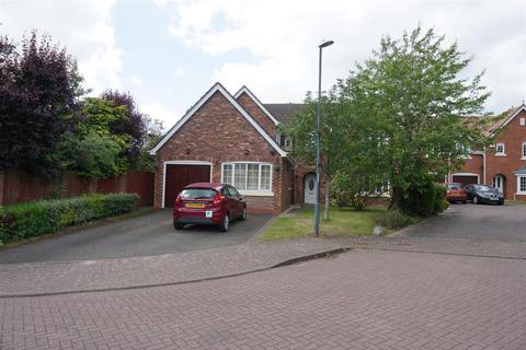 5 bedroom house to rent, Sandringham Close, Coventry CV4