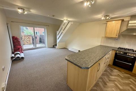 1 bedroom terraced house to rent, Meadvale Close, Gloucester GL2