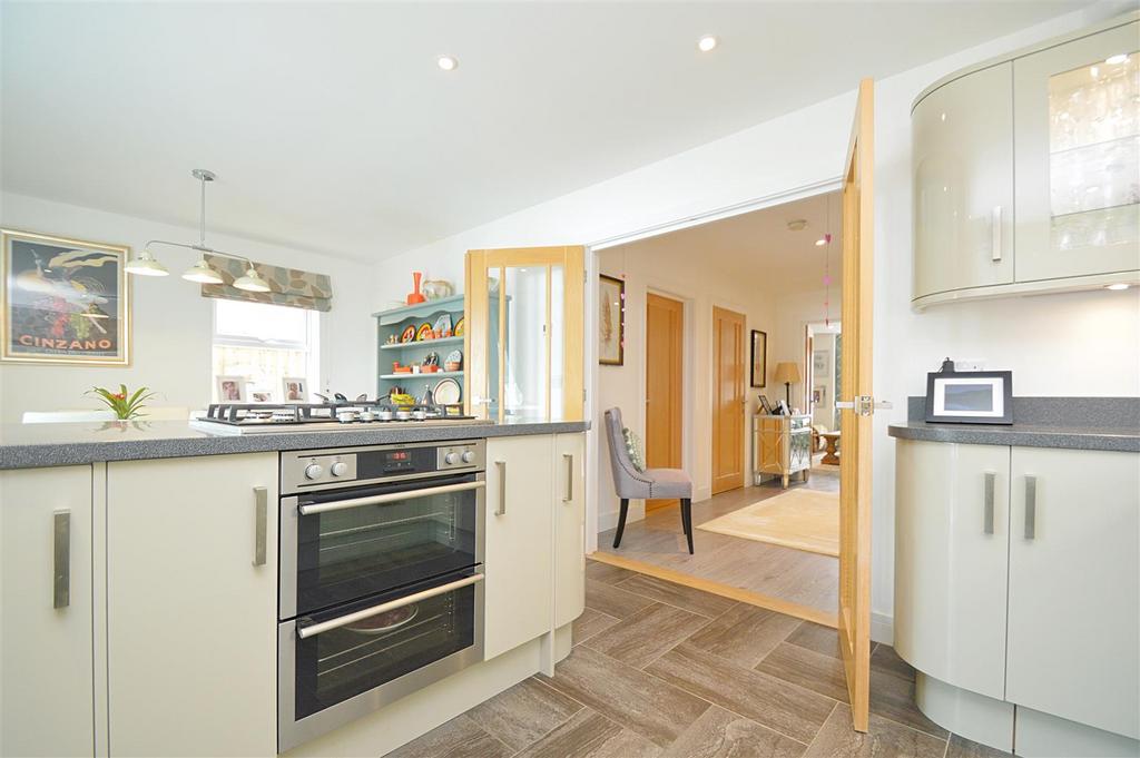 Kitchen7.jpg