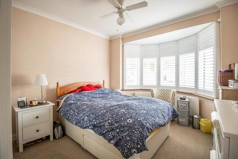 120 Feeches Road, Southend-on-sea, SS2 6TD