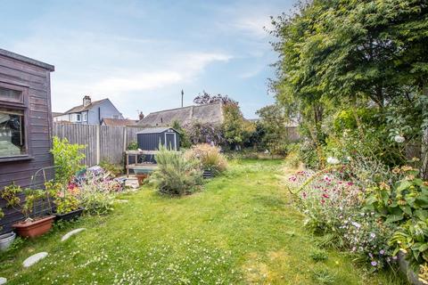 120 Feeches Road, Southend-on-sea, SS2 6TD