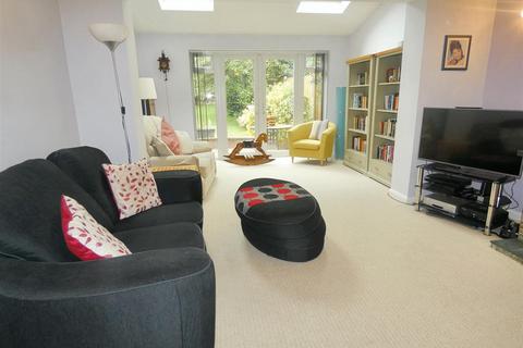 73 Bedford Drive, Sutton Coldfield, B75 6AX