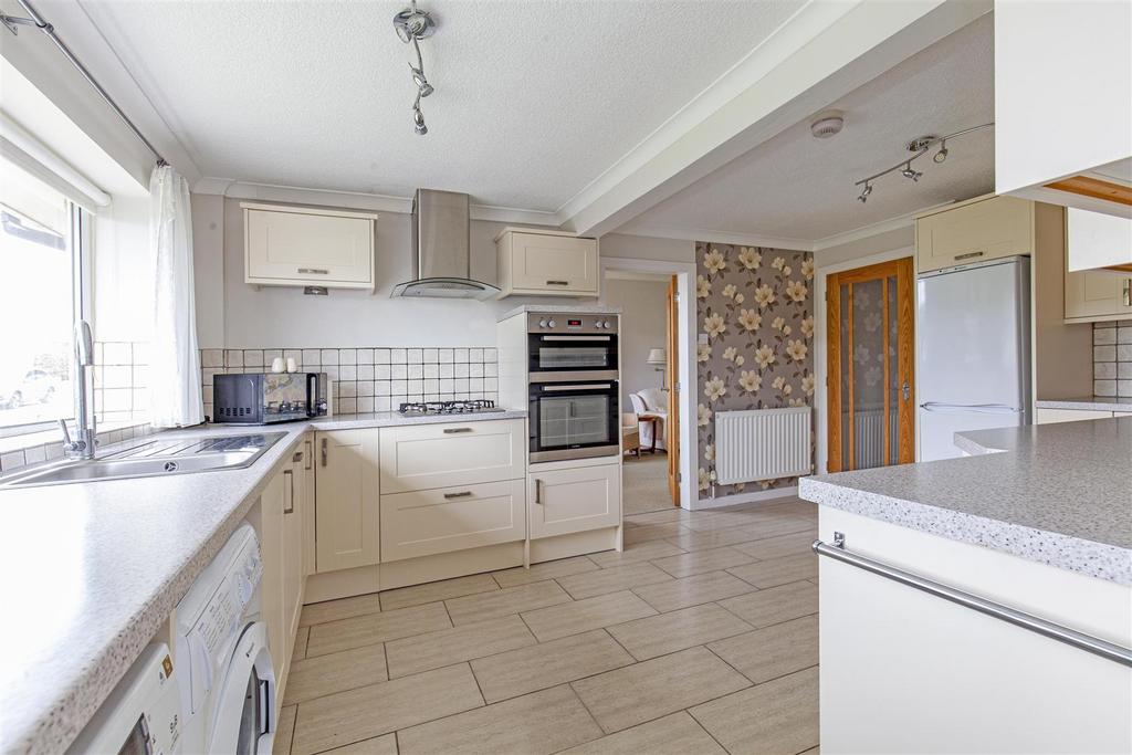 Kitchen-1.jpg