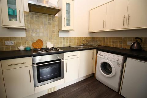 2 bedroom maisonette to rent, Percy Park Road, Tynemouth