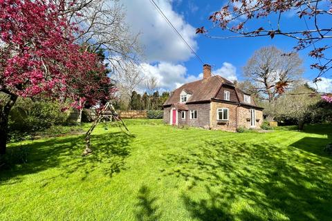 5 bedroom detached house to rent, TENTERDEN ROAD, CRANBROOK