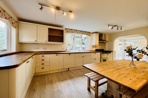 5 bedroom detached house to rent, TENTERDEN ROAD, CRANBROOK