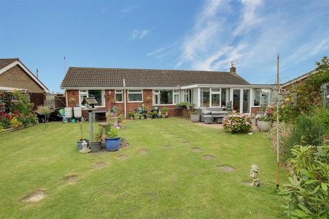 2 bedroom detached bungalow for sale, Kipling Drive, Sandilands LN12