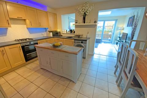 4 bedroom terraced house for sale, Little Connery Leys, Birstall, Leicestershire