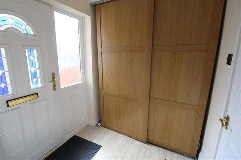 3 bedroom terraced house for sale, Mount Pleasant Court, Throckley, Newcastle Upon Tyne