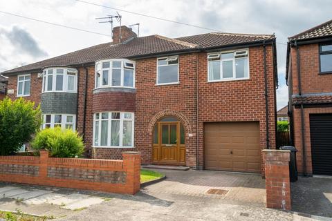 4 bedroom semi-detached house for sale, The Garlands, York