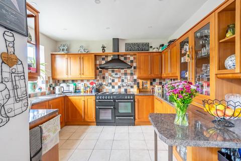 4 bedroom semi-detached house for sale, The Garlands, York