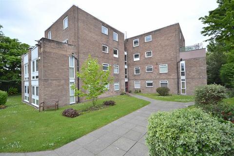 2 bedroom flat for sale, Appleby Gardens, Bury BL9