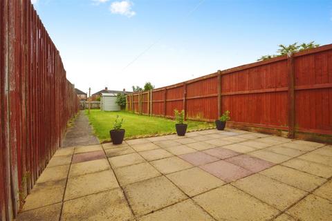 2 bedroom terraced house for sale, Worcester Road, Hull