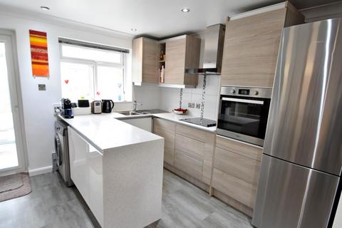 2 Hayling Close, Bury, BL8 1GS