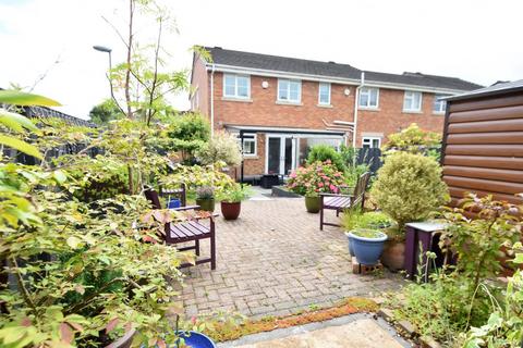 2 Hayling Close, Bury, BL8 1GS