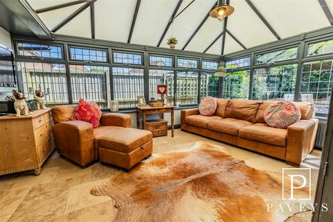 4 Brightside, Kirby Cross, Frinton-on-sea, CO13 0UB