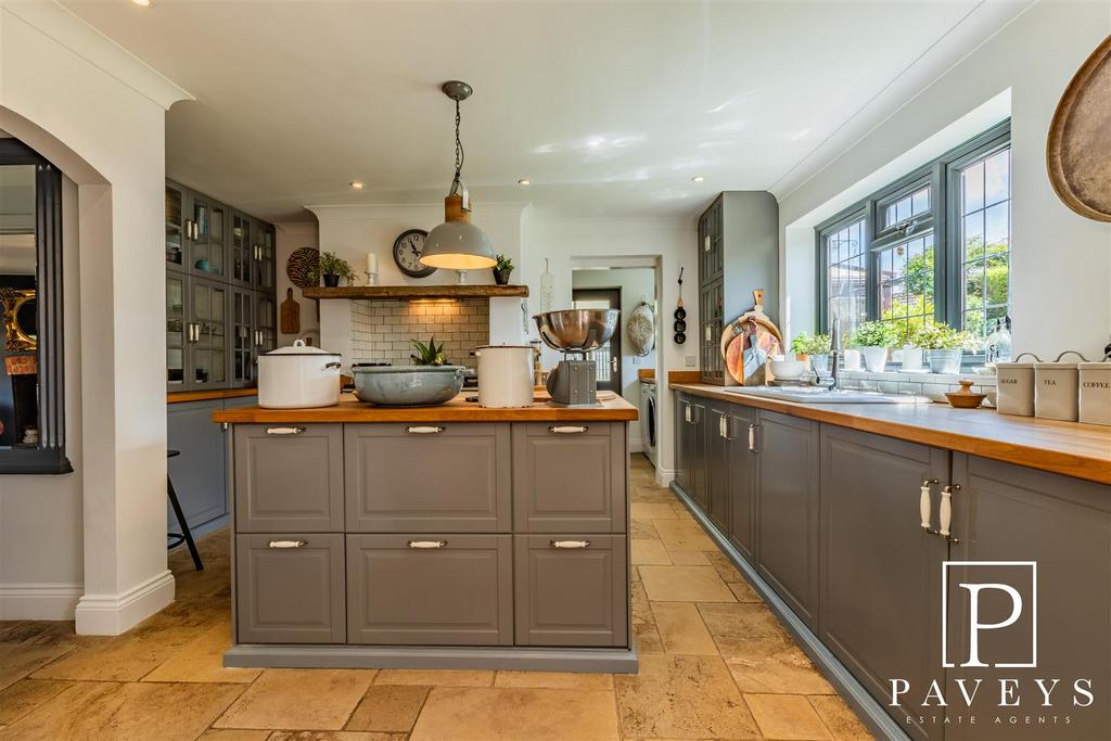 Kitchen diner