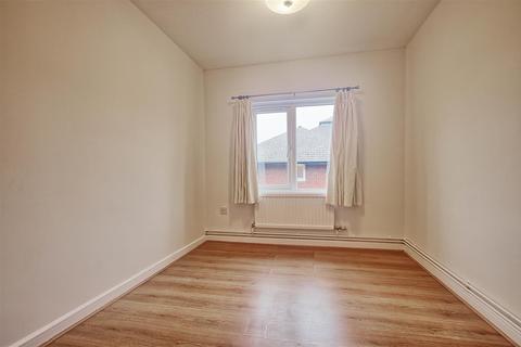 2 bedroom maisonette for sale, Tiverton Way, Cambridge