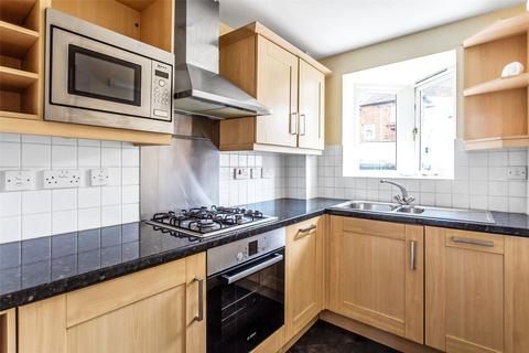 2 bedroom flat for sale, St. Martins Mews, Dorking, Surrey, RH4