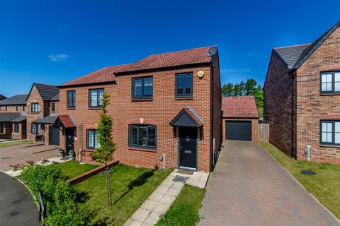 3 bedroom semi-detached house for sale, Woodbury Grove, Cramlington NE23