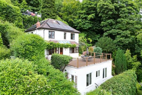 3 bedroom detached house for sale, Wyche Road, Malvern