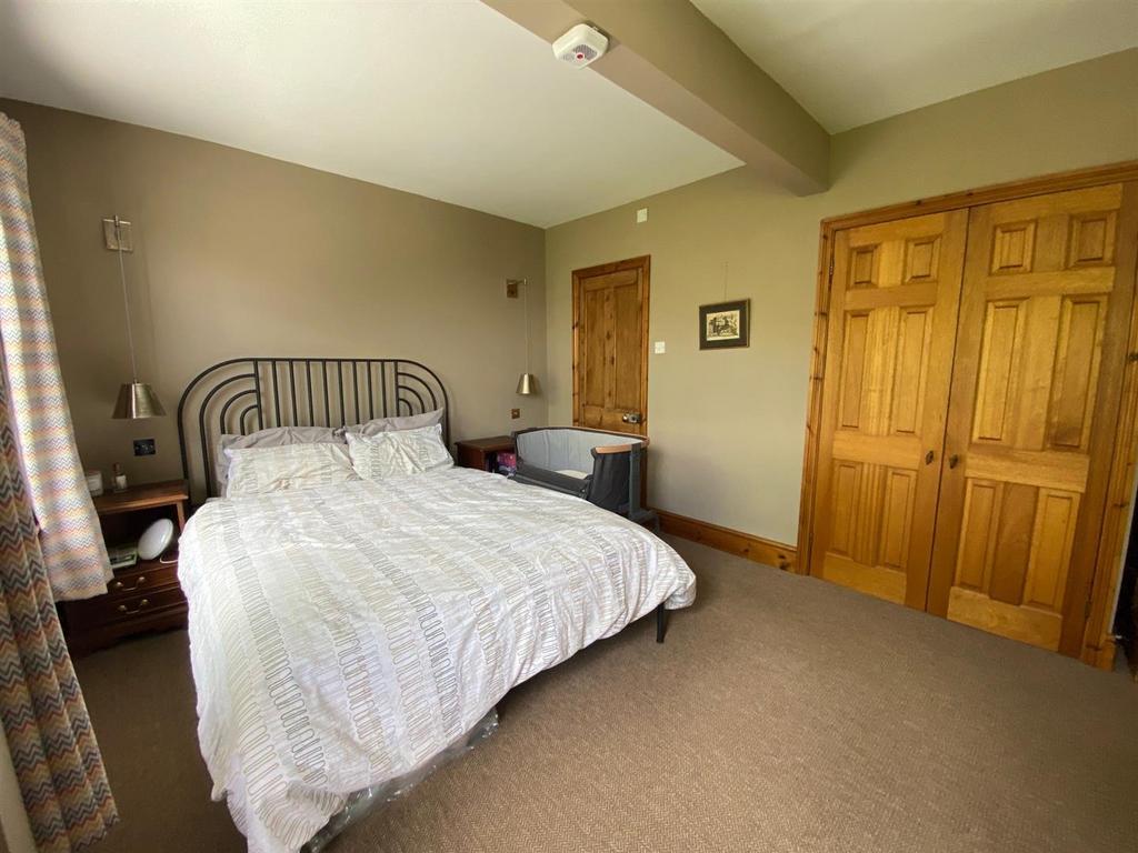 Bedroom. One.jpg
