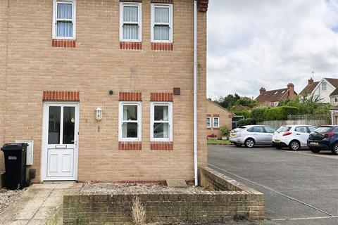 2 bedroom house to rent, 4 Sherwood Road, Keynsham, Bristol
