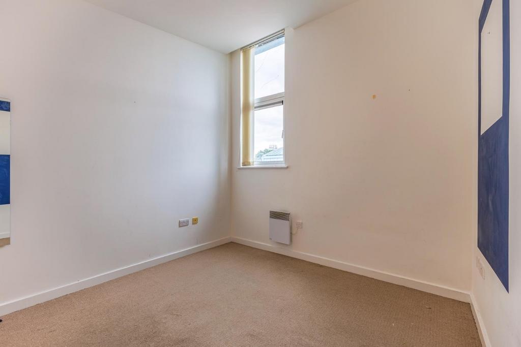 6 R1 A5408-HDR.jpg