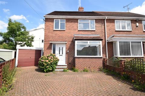 3 bedroom semi-detached house to rent, Newland Crescent, Wakefield WF4