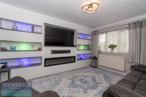 3 bedroom semi-detached house for sale, REF SR - Suffolk Place Bolton Outlanes, Bradford, West Yorkshire, BD2 1HF