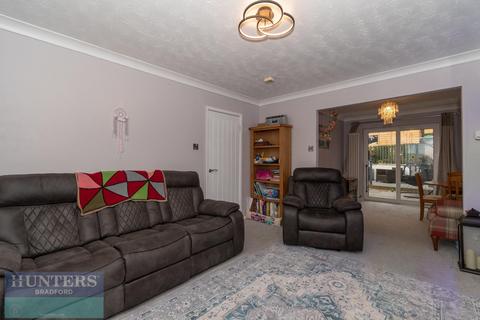 3 bedroom semi-detached house for sale, REF SR - Suffolk Place Bolton Outlanes, Bradford, West Yorkshire, BD2 1HF