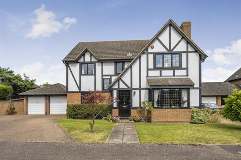 4 bedroom detached house for sale, Pearmain Close, Bedford