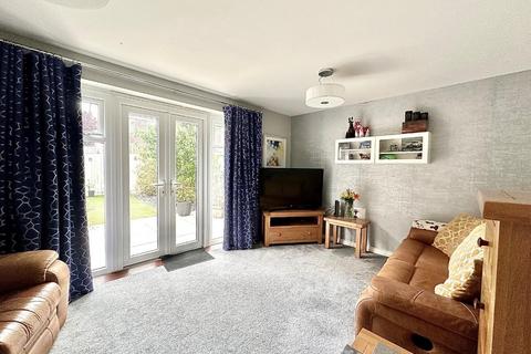 3 Dragonfly Way, Northampton, NN4 9EH
