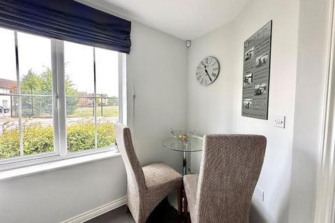 3 Dragonfly Way, Northampton, NN4 9EH
