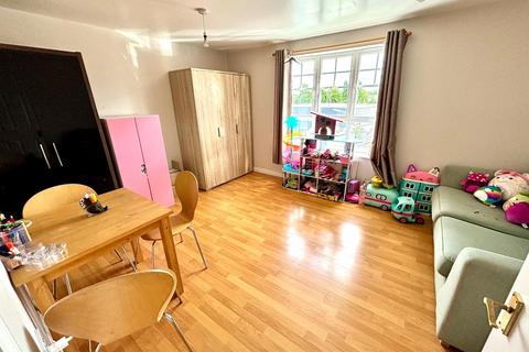 40 Beckets View, Northampton, NN1 5NJ