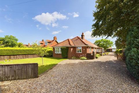 4 bedroom detached bungalow for sale, Westfield Road, Toftwood, Dereham