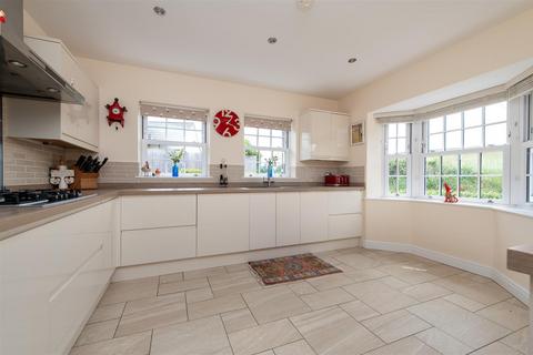 Fair View Dark Lane, Kinver, Stourbridge, DY7 6JD