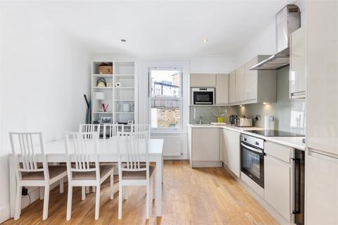 4 bedroom maisonette to rent, Mirabel Road, London