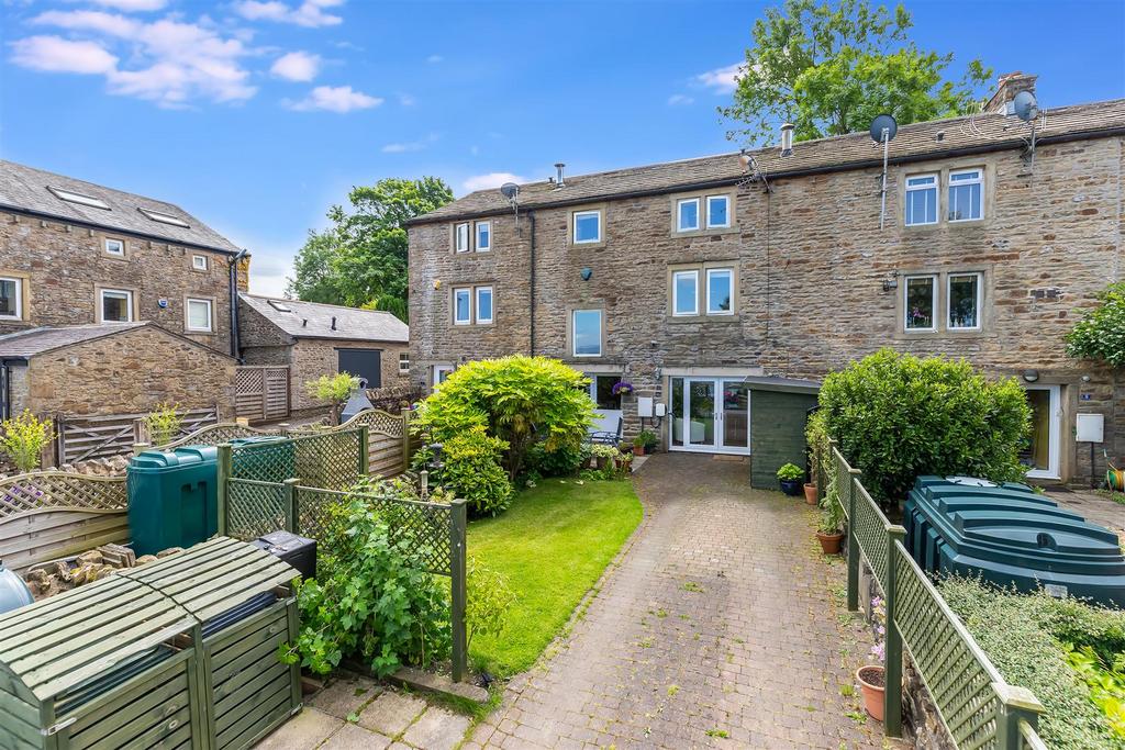 Rear Elev Colin.jpg