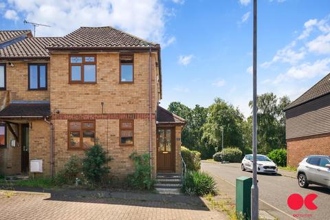 2 bedroom end of terrace house for sale, Robinia Close, Laindon SS15