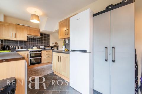 18 Birch Road, Coppull, Chorley, PR7 5BG