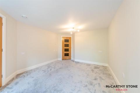 1 bedroom apartment for sale, Crayshaw Court, Abbotsmead Place, Caversham, Reading