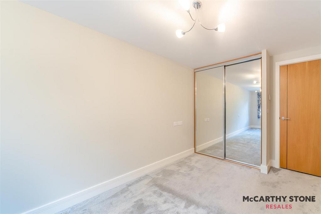 8606345-interior04.jpg